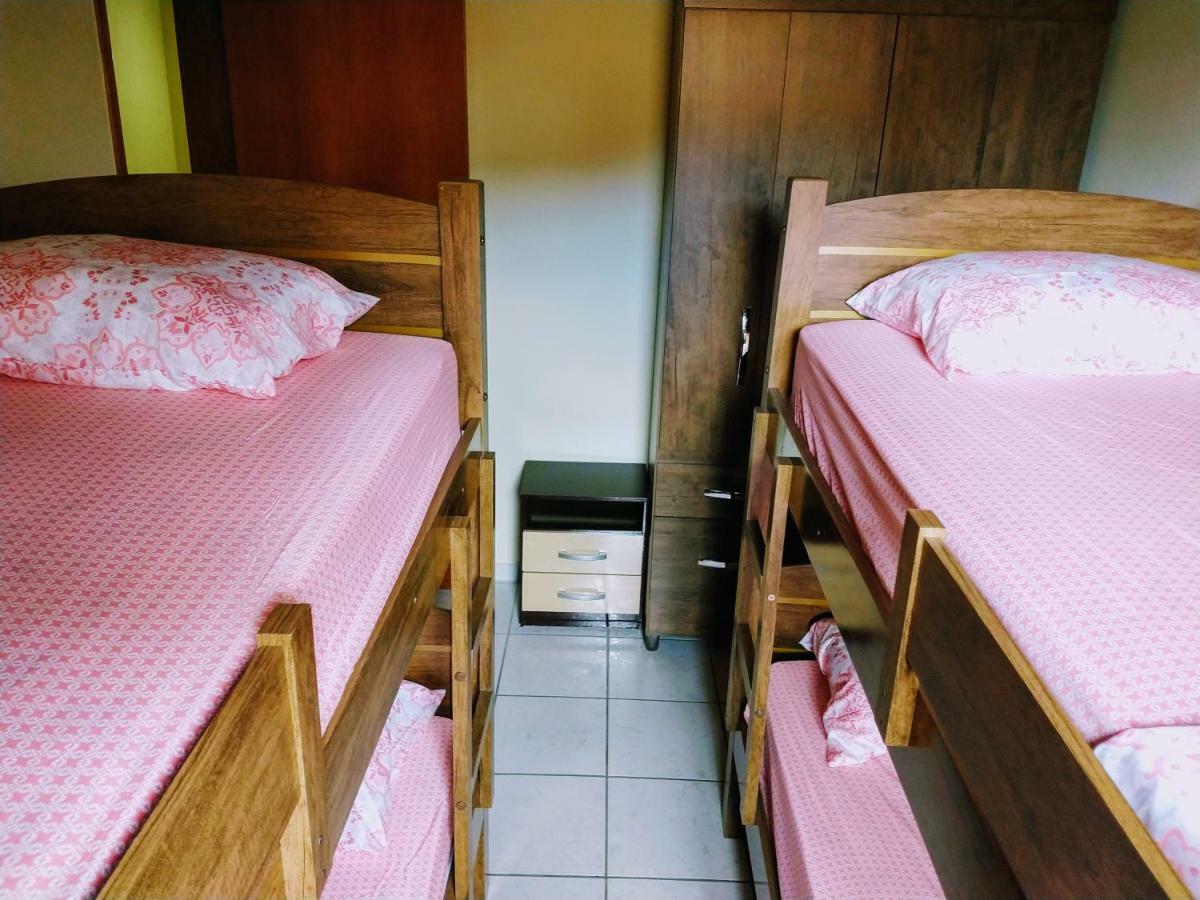 Casa Em Condominio - Enseada グァルジャー エクステリア 写真